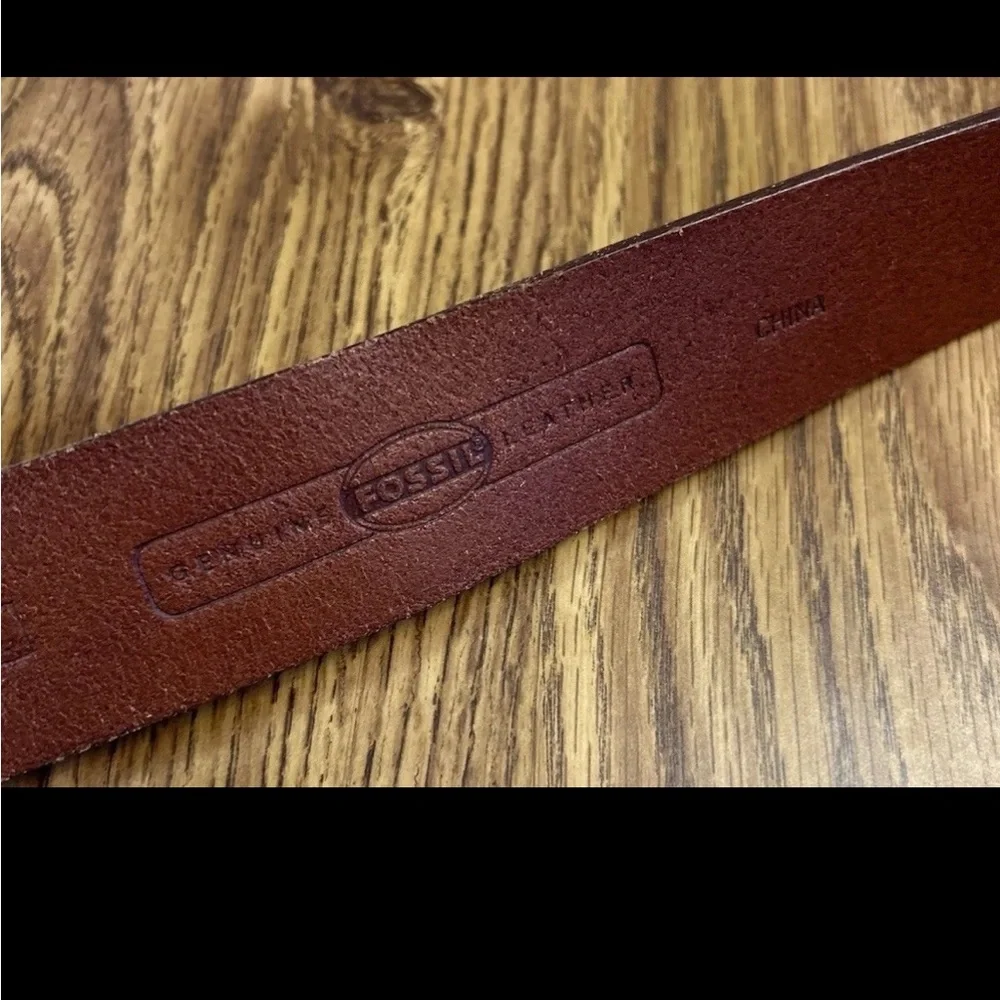 Fossil Vintage Men’s Brown Geniune Leather Belt Large 43” Brass Hardware